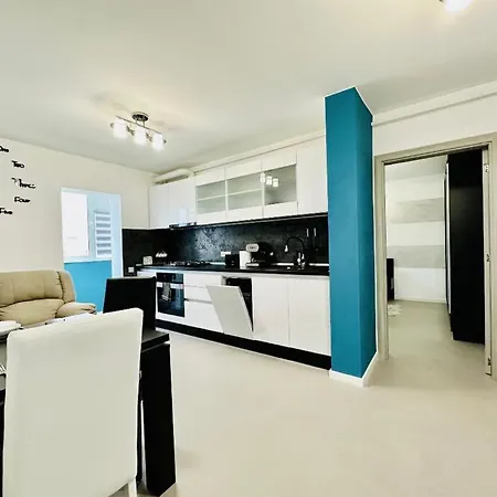 Apartment Primaverii 4 *